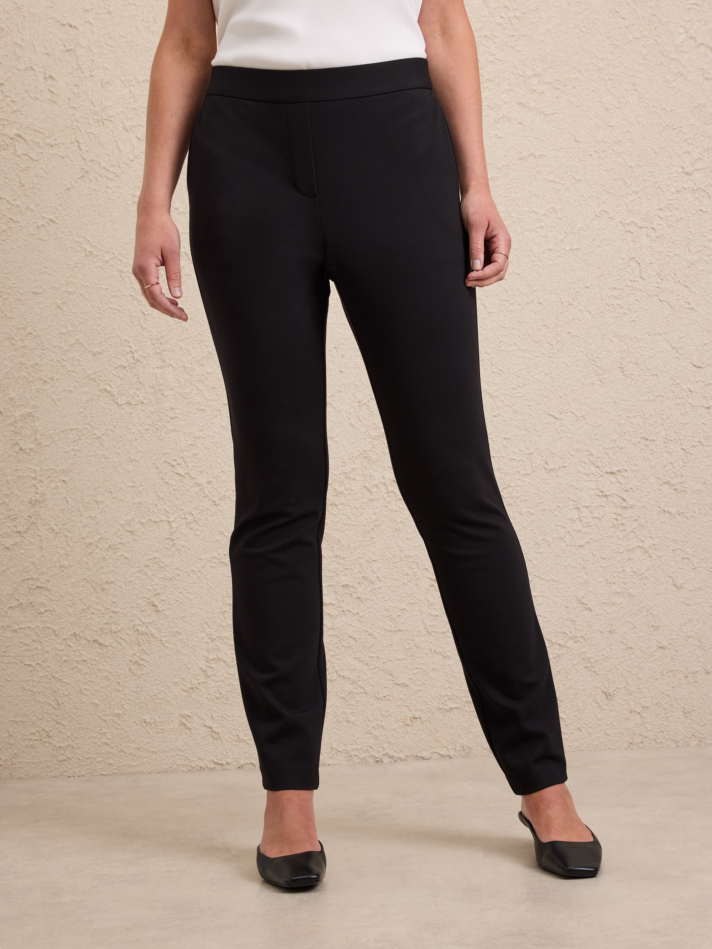 Ava Slim Pull On Ponte Pant