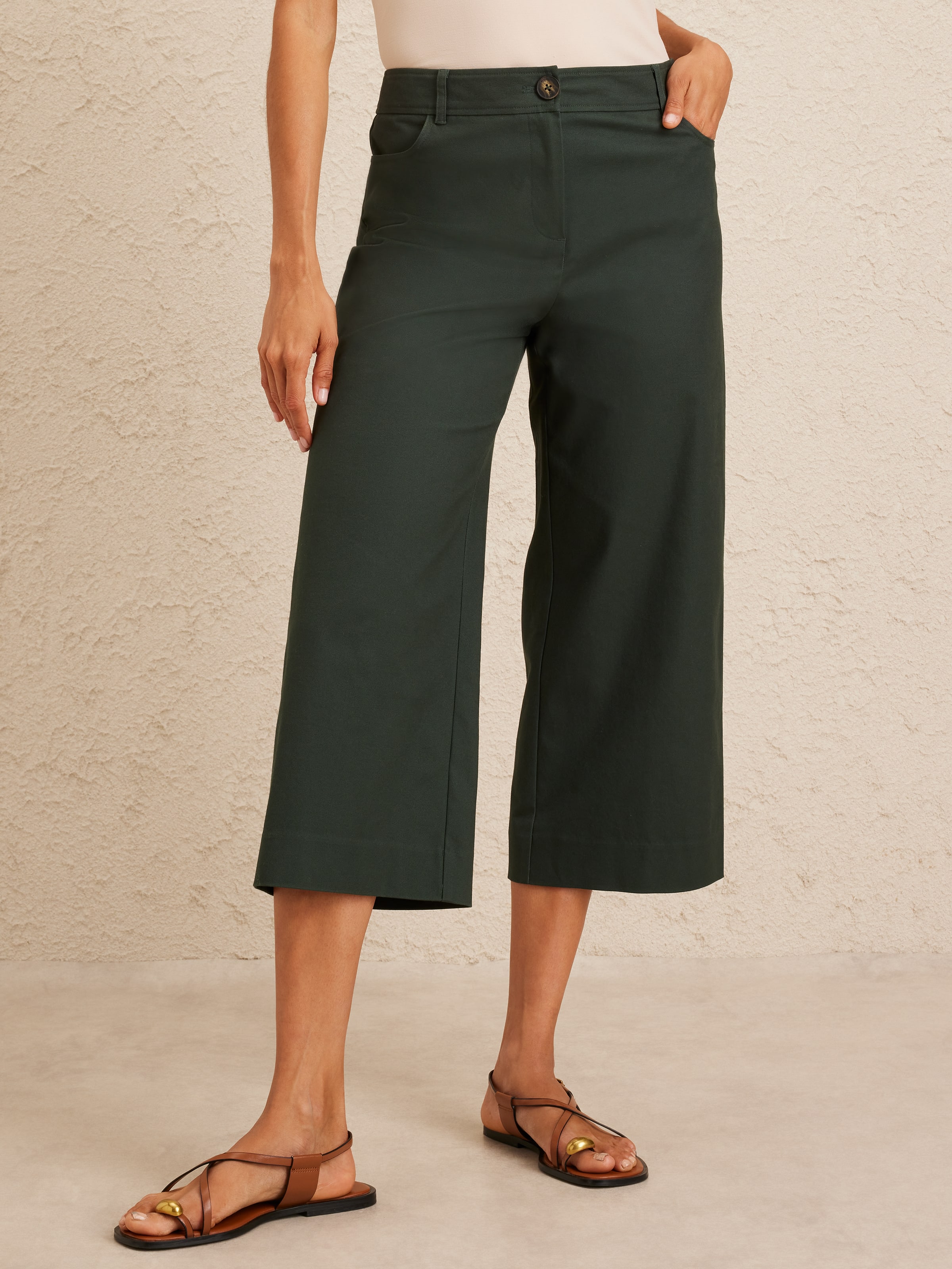 Oxford Wide Leg Crop Pant