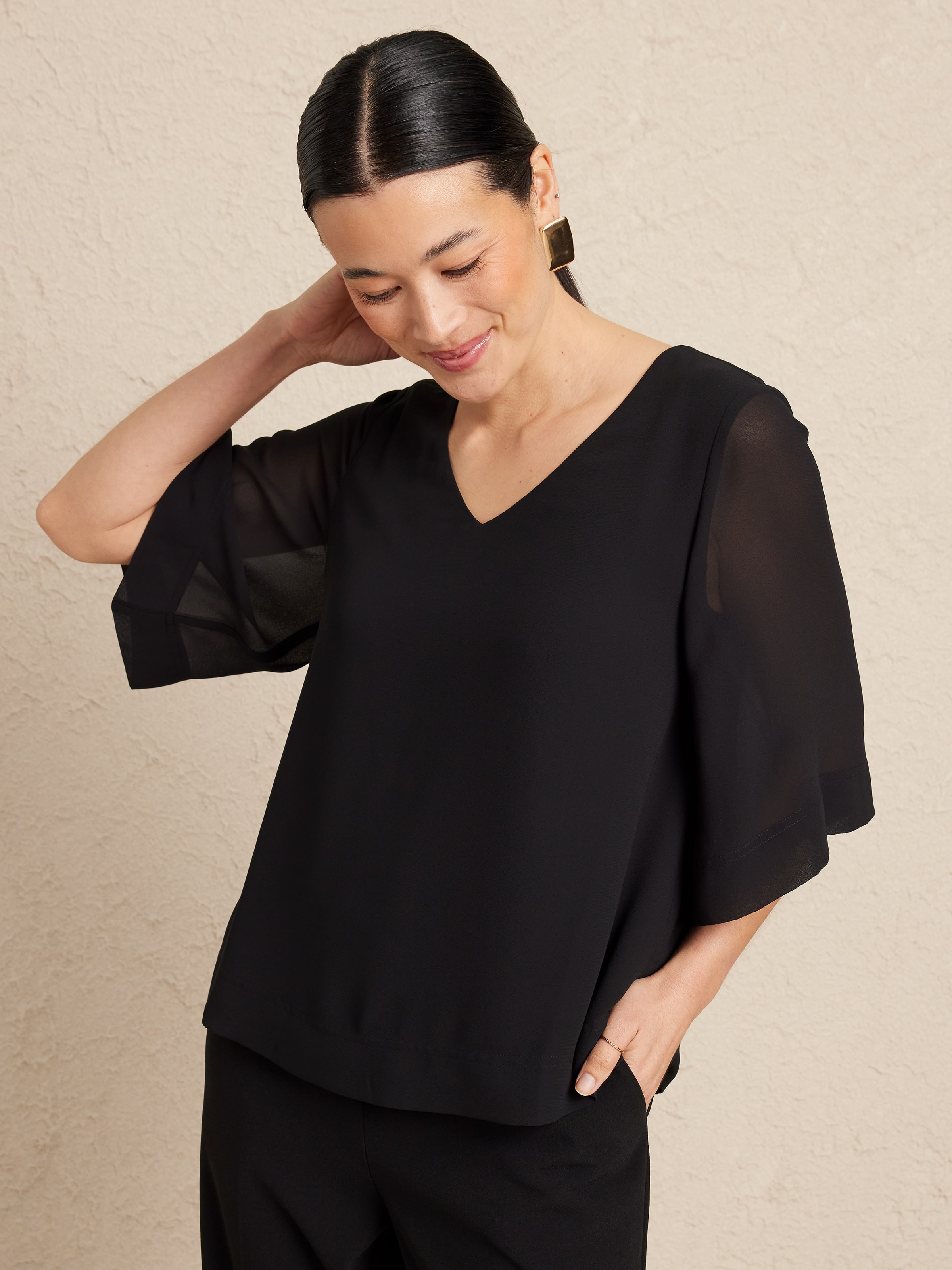 Sera V Neck Top
