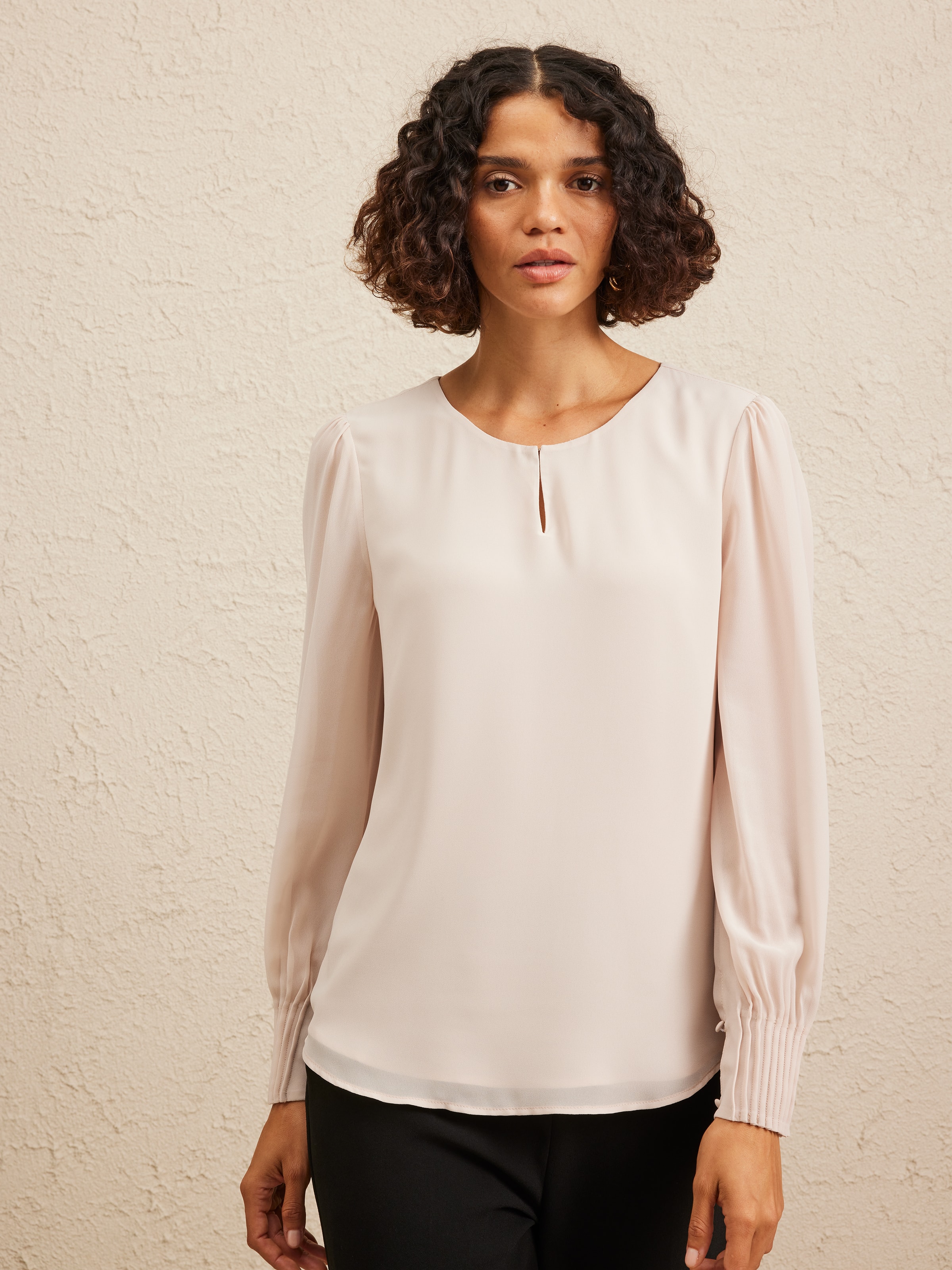 Toni Tuck Sleeve Blouse
